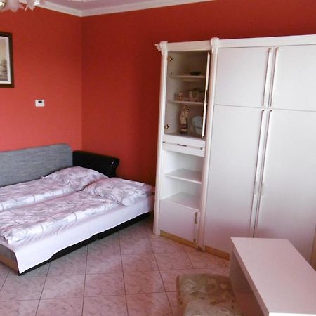Balatonboglár Lala Apartmanok מראה חיצוני תמונה