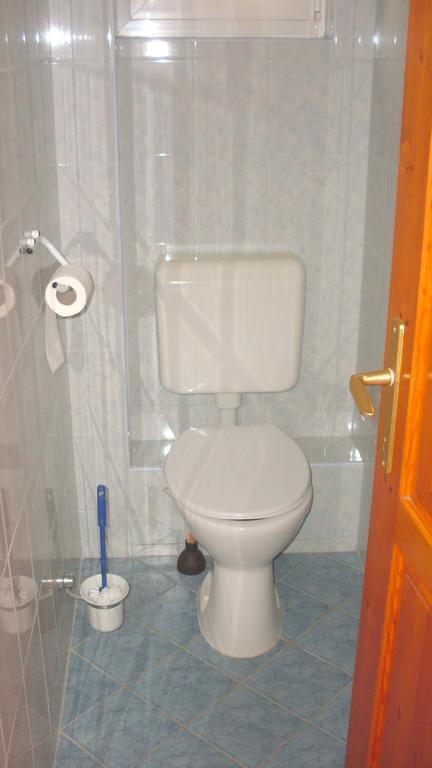 Balatonboglár Lala Apartmanok מראה חיצוני תמונה
